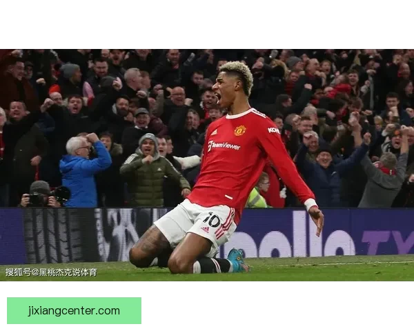 朱利亚诺赫拉德-马丁先触球却动作过重引发争议